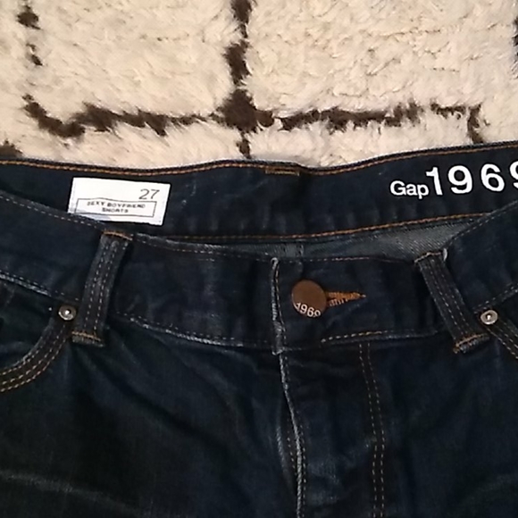 Gap short  Bermuda - Picture 3 of 3